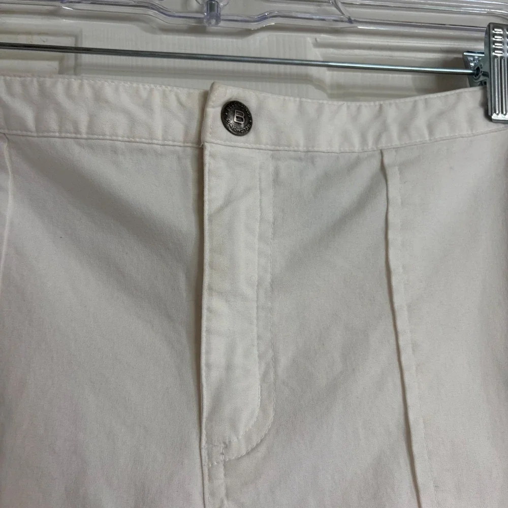Belongings cargo crop